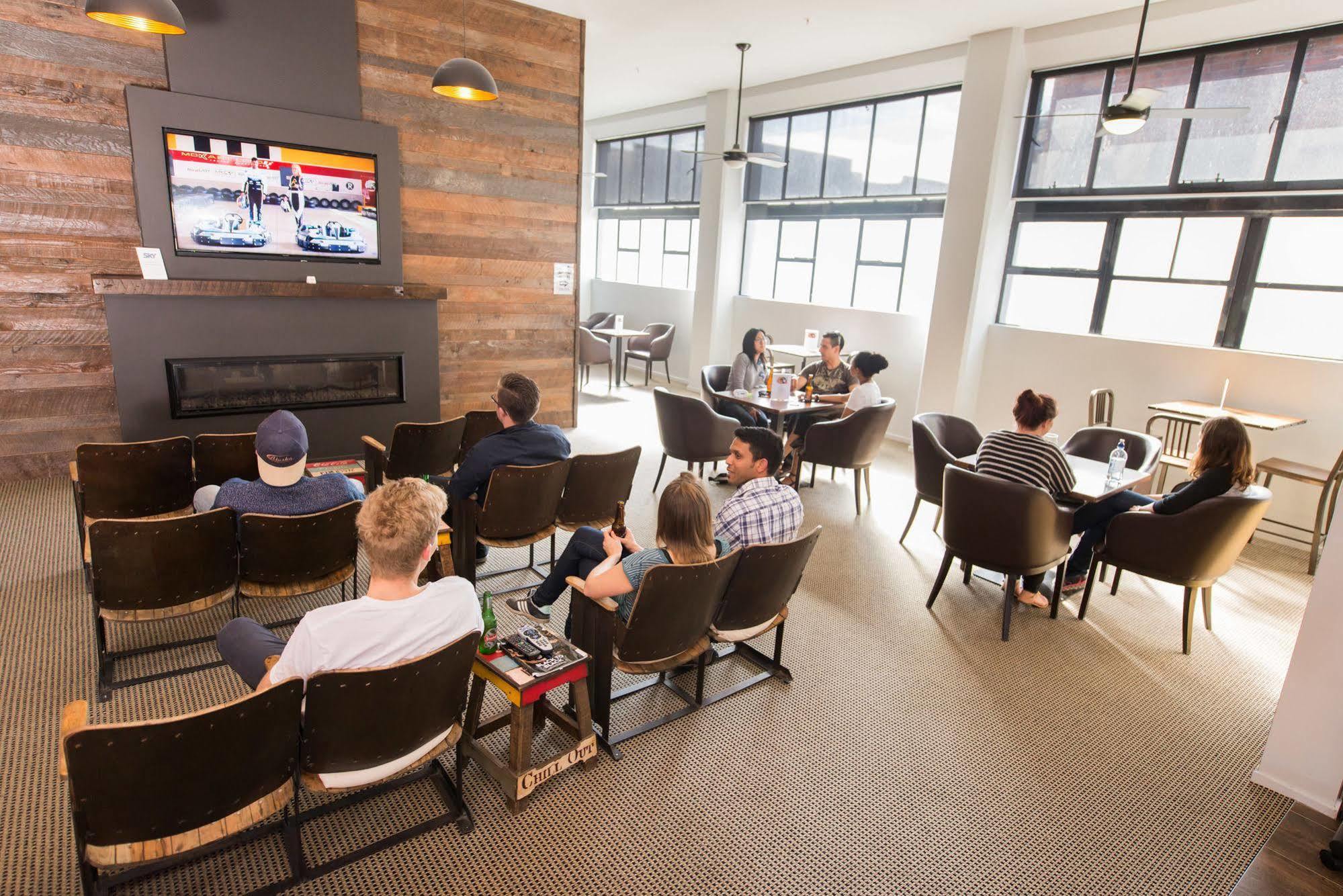 Hostel Urbanz Christchurch Exterior foto The lounge at the 2016 NHL All-Star Classic